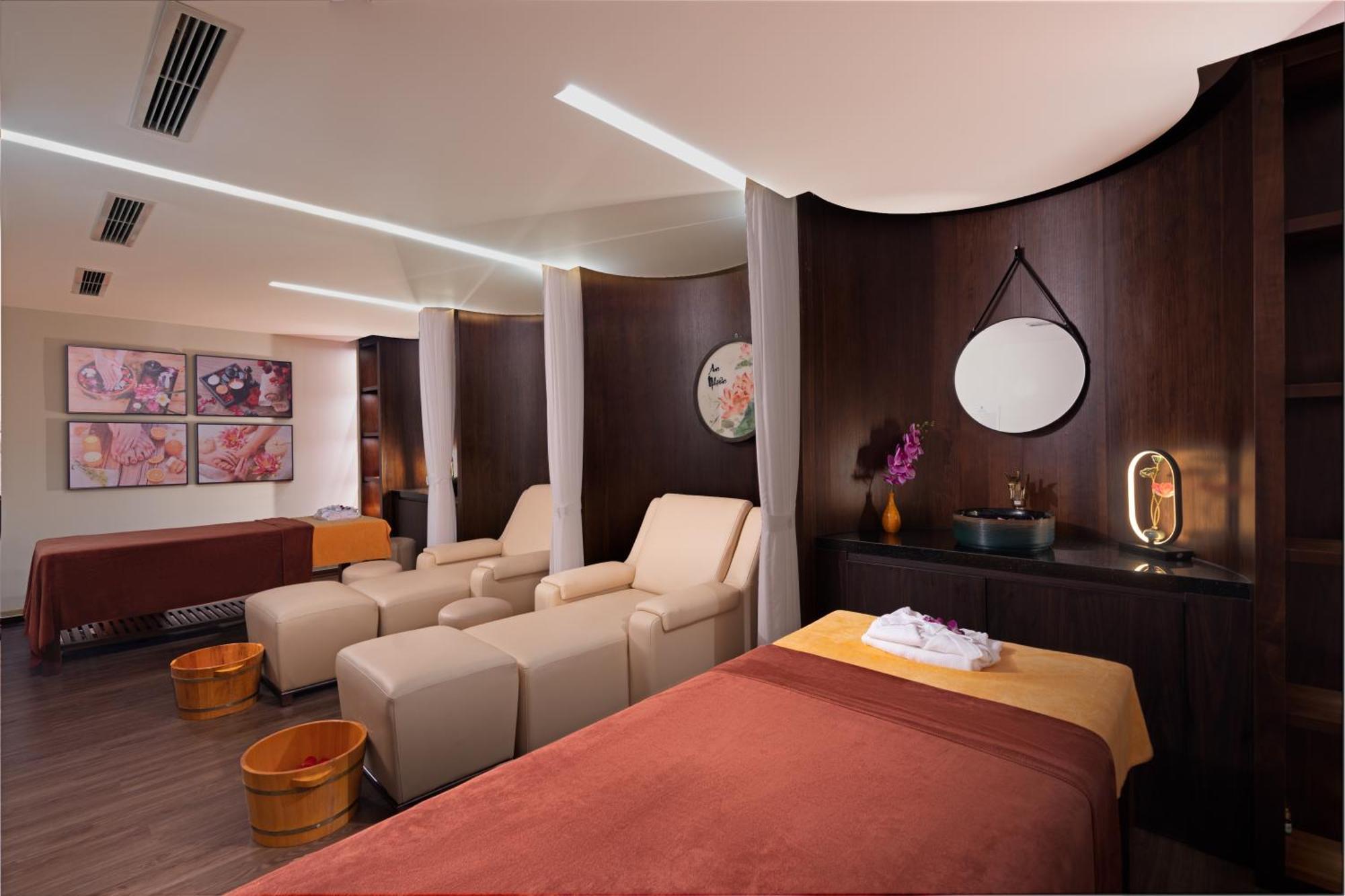 Hotel Grand Fleuve Boutique Hạ Long Exterior foto